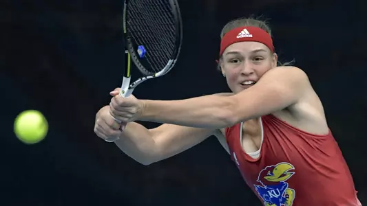 No. 16 Kansas falls at No. 18 Texas, 4-3 Image