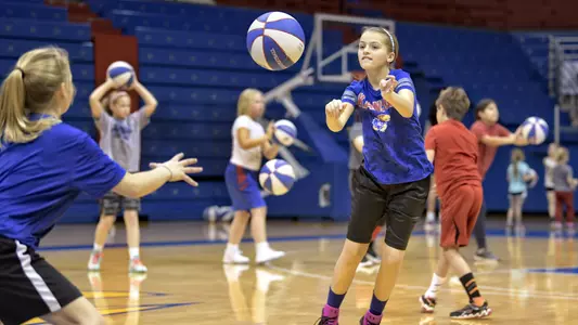 Jayhawks host annual Holiday Hoops Clinic Image