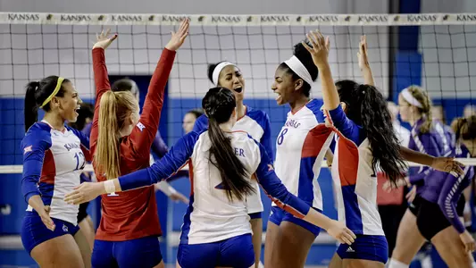 No. 11 Kansas volleyball wins seventh-straight Sunflower Showdown Image