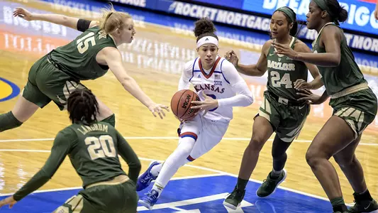 Record-breaking night not enough for Jayhawks against No. 2 Baylor Image