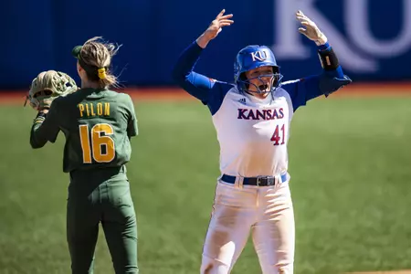 Kansas Sweeps Baylor in Three-Game Series Image