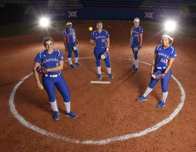 2016 Softball Season Outlook: Pitchers Image