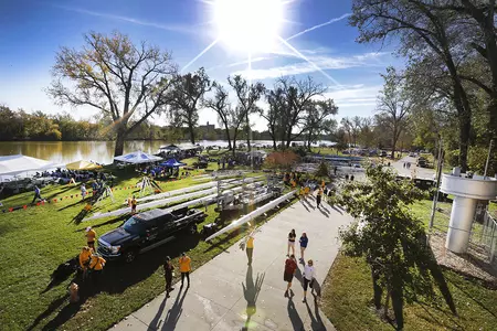 Kansas rowing begins spring season at Oak Ridge Cardinal Invite Image