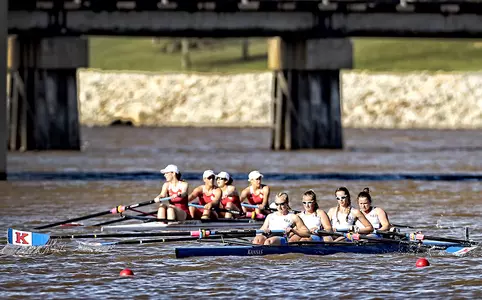 Kansas rowing’s first-place finishes lead to success at Mason Invite Image