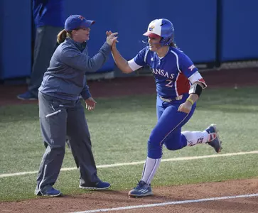 Kansas begins 2017 season in Florida Image