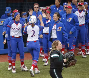 Roane lifts Kansas past Nebraska in extra innings, 5-3 Image
