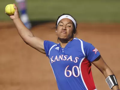 Williams Leads Jayhawks Past UNLV, 4-2 Image