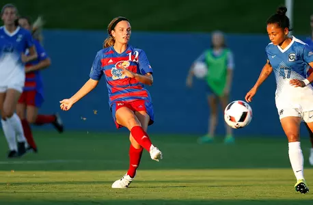 Kansas downs Iowa, 1-0, in spring friendly Image