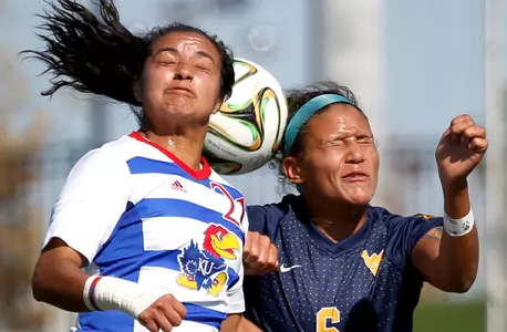 No. 3 West Virginia Tops Kansas, 6-0 Image