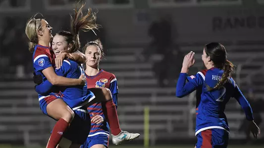 McClure’s strike in the 90th hands Kansas 2-1 win Image
