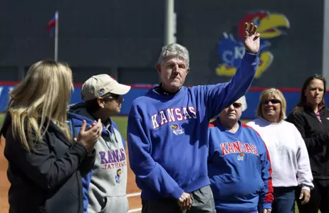 Former Kansas Softball and Volleyball Coach Bob Stanclift Dies Image