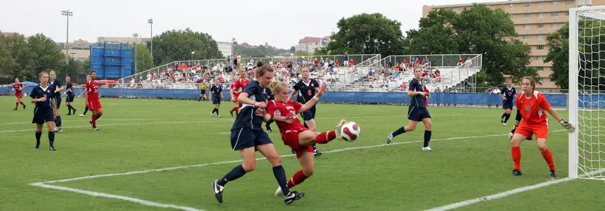 No. 25 Illinois Tips Kansas, 2-1 Image