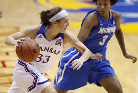 Calvert, Cheadle lead Kansas to 68-58 road victory Image