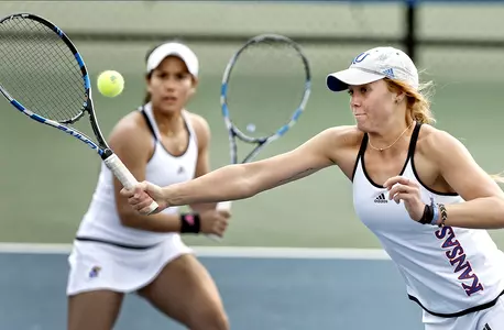 Kansas Takes Care of Business in 6-1 Win Over No. 50 SMU Image