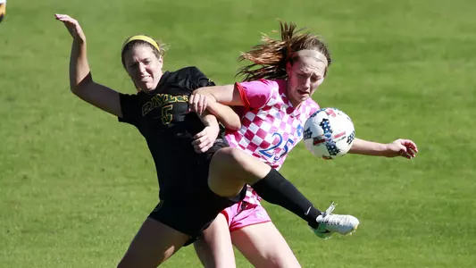 Baylor edges Kansas, 1-0, on late goal Image