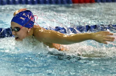 Close Finishes Lead Arkansas to a Win Over Kansas, 194-105 Image