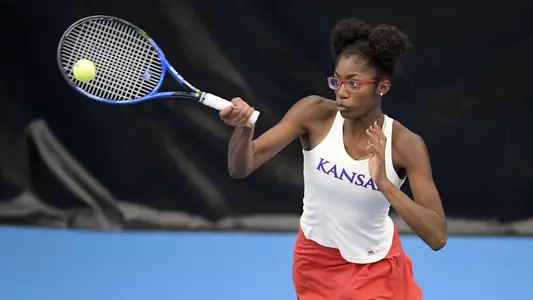 No. 17 Kansas knocks off TCU, 6-1 Image
