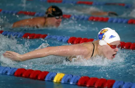 Kansas Ends Dual Meet Season with Victory over Iowa State Image