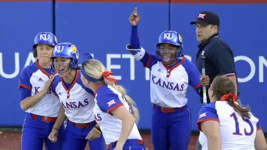 Late KU rally comes up short in extra-inning loss to Texas Tech, 4-2 Image