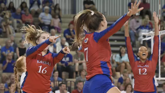 Kansas completes series sweep over UNCG Image