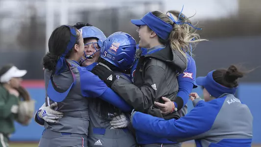 Kansas earns walk-off win against Baylor Image