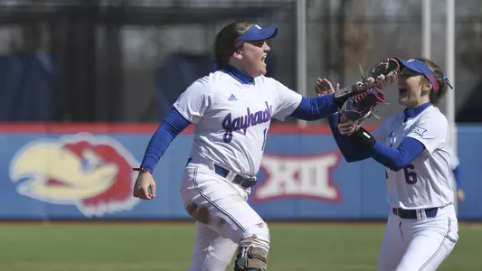 Kansas clinches series over Baylor Image