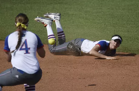 Tulsa's late rally stuns Kansas, 4-3 Image