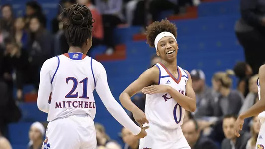 Kansas freshmen lead Jayhawks over Washburn Image