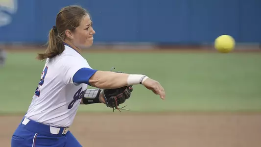 No. 21 Baylor takes series-opening doubleheader with Kansas Image