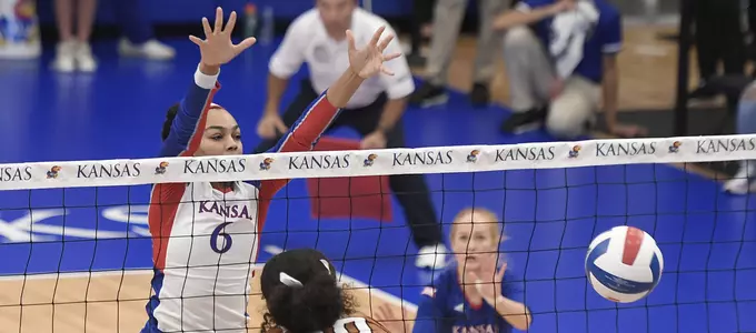 Mosser, Crawford Recognized by AVCA Image