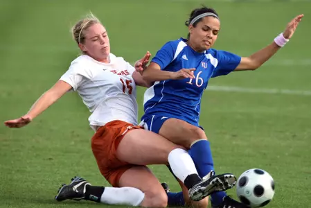 No. 10 Texas Tops Jayhawks, 1-0 Image
