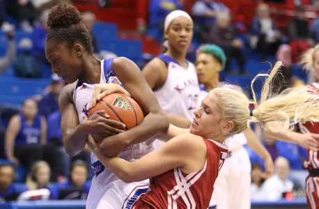 Kansas Drops Conference Home Opener to Oklahoma, 69-57 Image