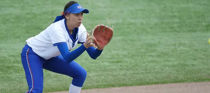 Kansas knocks off Bears Image