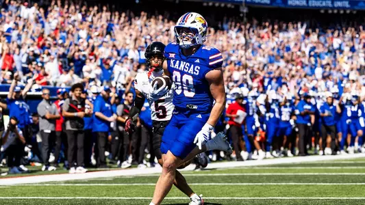 tight end Boden Groen #88 of the Kansas Jayhawks