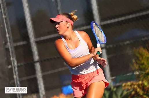 Caroline Manzi_HS action