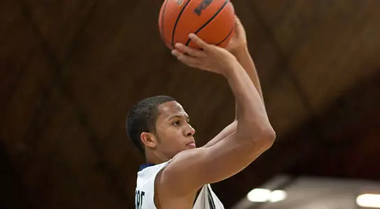 Men's Basketball Falls at Notre Dame Image