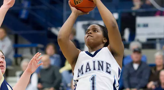 Black Bears Defeated at Vermont, 57-48 Image