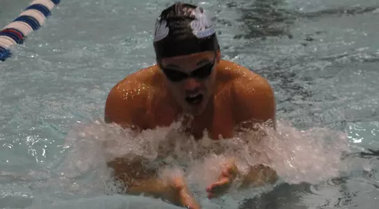 Swimming and Diving Opens Season at Husky Invitational Image