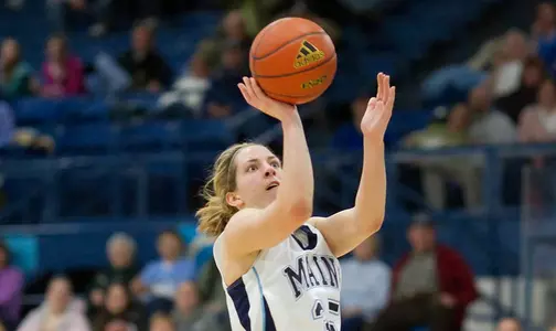 Women's Basketball Falls at UNH, 57-40 Image