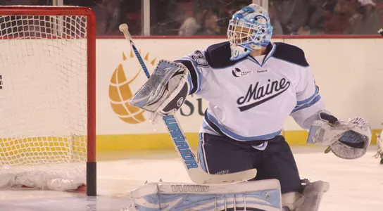 Abbott, Anthoine and Sullivan Lead Men's Ice Hockey Past #2 Boston University 4-2 Image