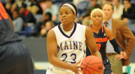 Women's Basketball Nipped by Syracuse in Home Opener Image