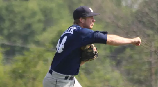 Baseball Emerges Victorious against NJIT in Extra Innings, 3-2 Image