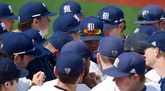 Baseball Drops Doubleheader to Stony Brook Image