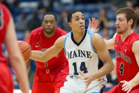 Justin Edwards Tip-In With Under One Second Left Leads Men's Basketball to 66-64 Win Over Hartford Image
