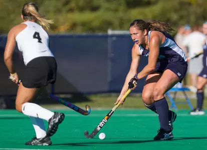 Field Hockey Downs UMass Lowell for Seventh-Straight Victory Image