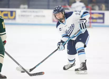 Women's Ice Hockey Knocks Off #6 Boston University 4-2 Image