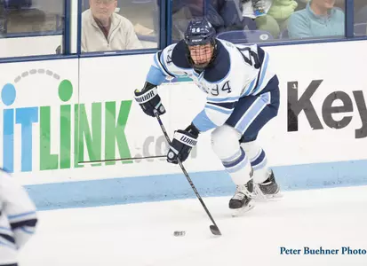 Men's Ice Hockey Knocks Off #17 Boston College 4-2 Image
