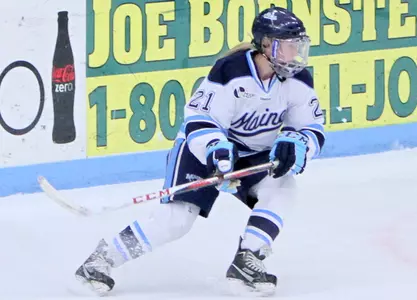 Women's Hockey Shuts Out New Hampshire for First Win of the Season Image