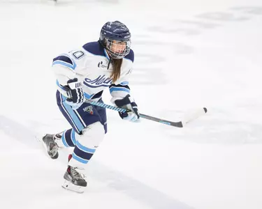 Women's Hockey Skates Past Brown, 4-0 Image