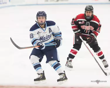 #1 Boston College Skates by Women's Ice Hockey, 6-0 Image